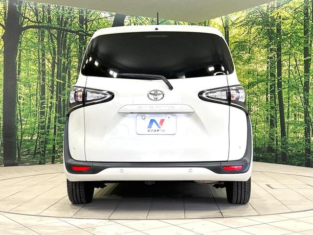 シエンタ Ｘ　禁煙車　衝突軽減装置　電動スライドドア　ＥＴＣ　キーレス　車線逸脱警報　７人乗り　オートマチックハイビーム　横滑防止装置　アイドリングストップ　盗難防止装置　プライバシーガラス　電動格納ミラー（16枚目）