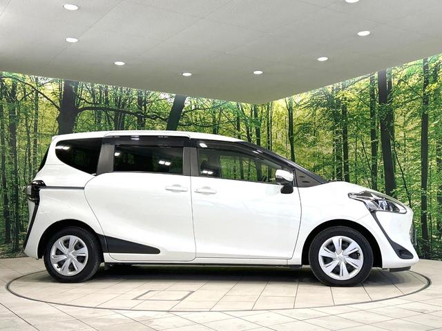 シエンタ Ｘ　禁煙車　衝突軽減装置　電動スライドドア　ＥＴＣ　キーレス　車線逸脱警報　７人乗り　オートマチックハイビーム　横滑防止装置　アイドリングストップ　盗難防止装置　プライバシーガラス　電動格納ミラー（45枚目）