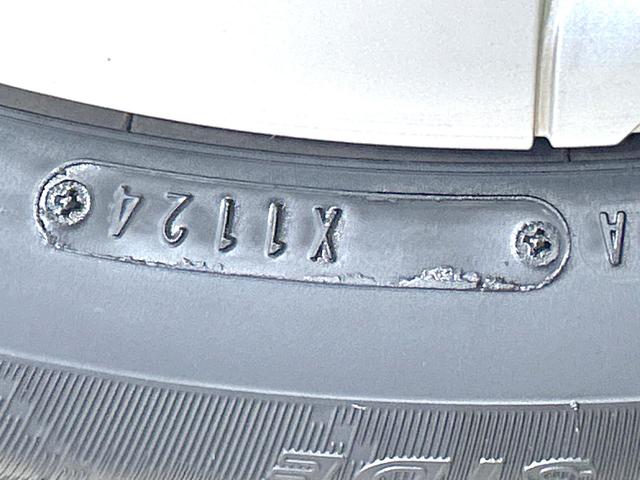 シエンタ Ｘ　禁煙車　衝突軽減装置　電動スライドドア　ＥＴＣ　キーレス　車線逸脱警報　７人乗り　オートマチックハイビーム　横滑防止装置　アイドリングストップ　盗難防止装置　プライバシーガラス　電動格納ミラー（48枚目）