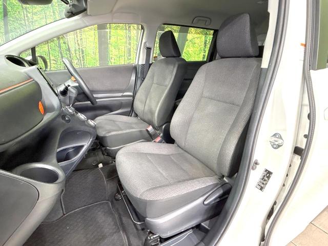 シエンタ Ｘ　禁煙車　衝突軽減装置　電動スライドドア　ＥＴＣ　キーレス　車線逸脱警報　７人乗り　オートマチックハイビーム　横滑防止装置　アイドリングストップ　盗難防止装置　プライバシーガラス　電動格納ミラー（50枚目）