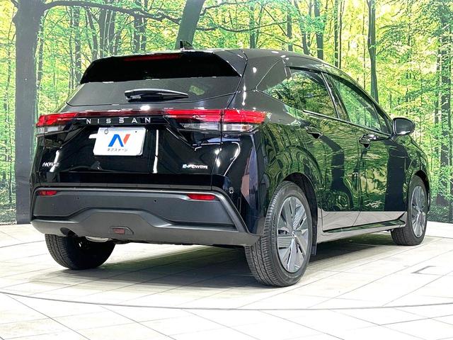 ノート X 禁煙車 純正9型ナビ 衝突軽減装置 バックカメラ スマートキー シートヒーター ステアリングヒーター ETC オートライト オートエアコン オートマチックハイビーム ドラレコ プライバシーガラス(17枚目)