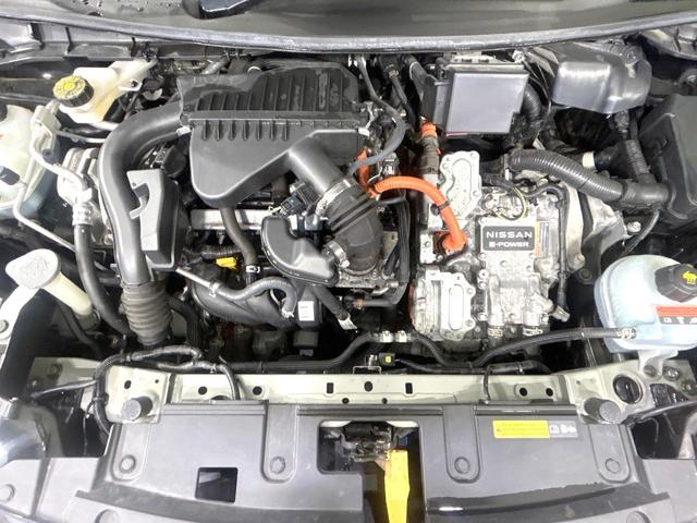 ノート X 禁煙車 純正9型ナビ 衝突軽減装置 バックカメラ スマートキー シートヒーター ステアリングヒーター ETC オートライト オートエアコン オートマチックハイビーム ドラレコ プライバシーガラス(18枚目)