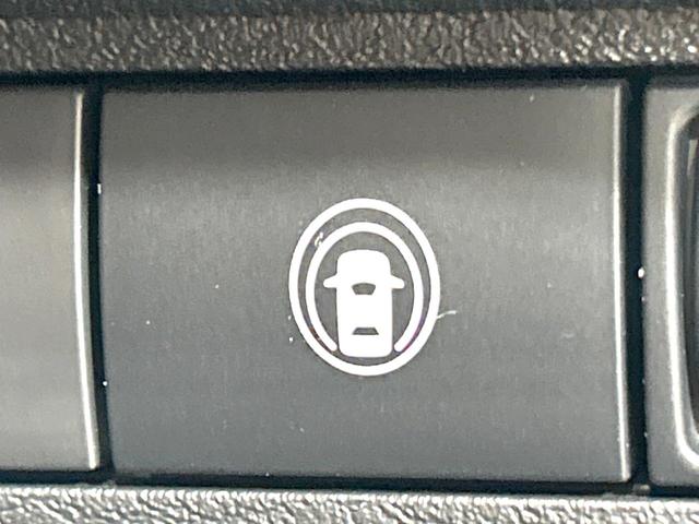 ノート X 禁煙車 純正9型ナビ 衝突軽減装置 バックカメラ スマートキー シートヒーター ステアリングヒーター ETC オートライト オートエアコン オートマチックハイビーム ドラレコ プライバシーガラス(28枚目)