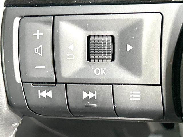 ノート X 禁煙車 純正9型ナビ 衝突軽減装置 バックカメラ スマートキー シートヒーター ステアリングヒーター ETC オートライト オートエアコン オートマチックハイビーム ドラレコ プライバシーガラス(32枚目)