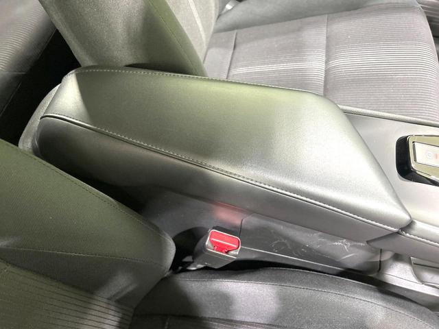 ノート X 禁煙車 純正9型ナビ 衝突軽減装置 バックカメラ スマートキー シートヒーター ステアリングヒーター ETC オートライト オートエアコン オートマチックハイビーム ドラレコ プライバシーガラス(64枚目)