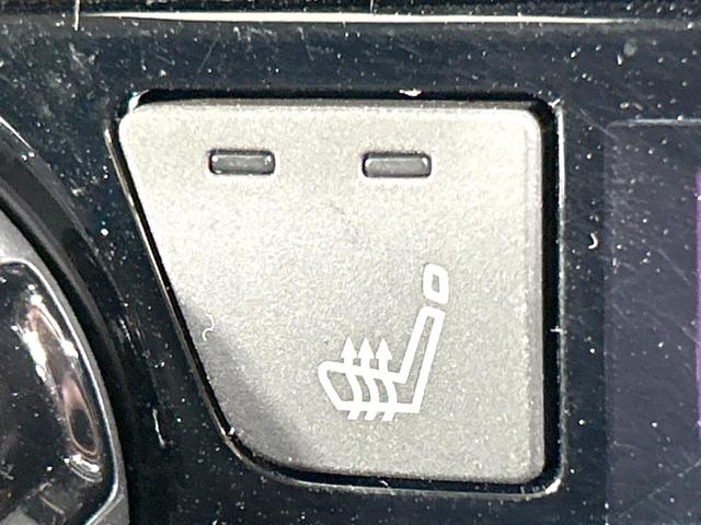 ノート X 禁煙車 純正9型ナビ 衝突軽減装置 バックカメラ スマートキー シートヒーター ステアリングヒーター ETC オートライト オートエアコン オートマチックハイビーム ドラレコ プライバシーガラス(67枚目)