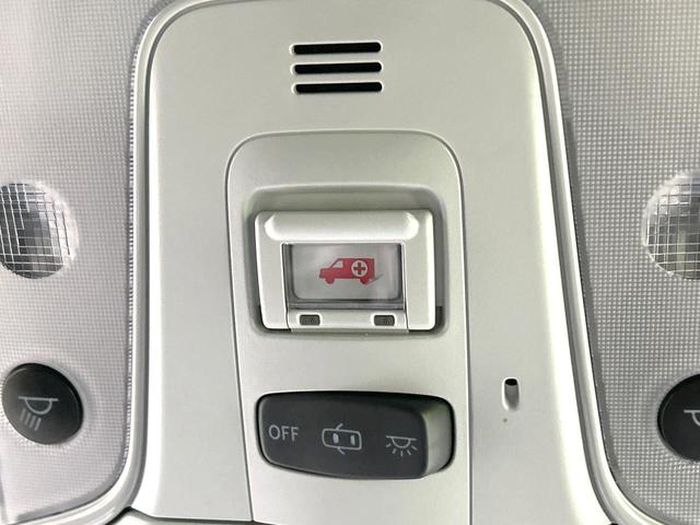 プリウス Ｓツーリングセレクション　後期型　禁煙車　純正９型ナビ　衝突軽減装置　レーダークルーズ　バックカメラ　ＥＴＣ　スマートキー　ＬＥＤヘッド　オートライト　オートエアコン　革巻きステアリング　純正１７インチＡＷ　車線逸脱警報（51枚目）