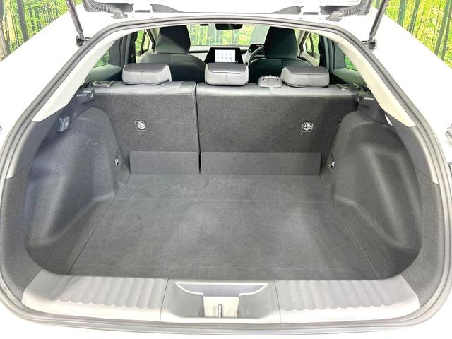 プリウス Ｘ　禁煙車　純正８型ディスプレイオーディオ　バックカメラ　衝突軽減装置　１００Ｖ電源　レーダークルーズ　ドラレコ　コーナーセンサー　スマートキー　ＬＥＤヘッド　ＥＴＣ２．０　オートハイビーム　オートライト（10枚目）