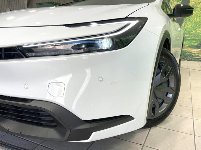 プリウス Ｘ　禁煙車　純正８型ディスプレイオーディオ　バックカメラ　衝突軽減装置　１００Ｖ電源　レーダークルーズ　ドラレコ　コーナーセンサー　スマートキー　ＬＥＤヘッド　ＥＴＣ２．０　オートハイビーム　オートライト（12枚目）