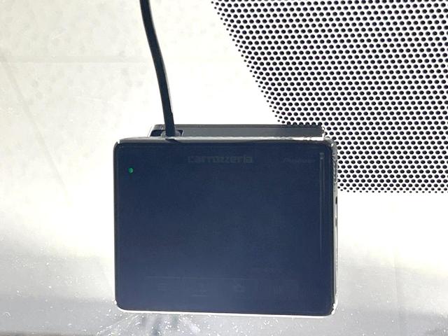 プリウス Ｘ　禁煙車　純正８型ディスプレイオーディオ　バックカメラ　衝突軽減装置　１００Ｖ電源　レーダークルーズ　ドラレコ　コーナーセンサー　スマートキー　ＬＥＤヘッド　ＥＴＣ２．０　オートハイビーム　オートライト（25枚目）