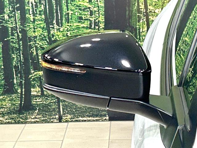 プリウス Ｘ　禁煙車　純正８型ディスプレイオーディオ　バックカメラ　衝突軽減装置　１００Ｖ電源　レーダークルーズ　ドラレコ　コーナーセンサー　スマートキー　ＬＥＤヘッド　ＥＴＣ２．０　オートハイビーム　オートライト（56枚目）