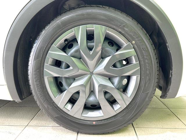 プリウス Ｘ　禁煙車　純正８型ディスプレイオーディオ　バックカメラ　衝突軽減装置　１００Ｖ電源　レーダークルーズ　ドラレコ　コーナーセンサー　スマートキー　ＬＥＤヘッド　ＥＴＣ２．０　オートハイビーム　オートライト（57枚目）