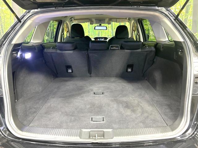 レヴォーグ 1.6GT-Sアイサイト 禁煙車 4WD ターボ STIエアロ 純正ナビ 衝突軽減装置 バックカメラ レーダークルーズ デジタルインナーミラー LEDヘッド スマートキー パドルシフト 革巻きステアリング オートライト(10枚目)