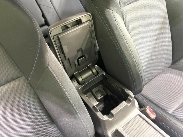 レヴォーグ 1.6GT-Sアイサイト 禁煙車 4WD ターボ STIエアロ 純正ナビ 衝突軽減装置 バックカメラ レーダークルーズ デジタルインナーミラー LEDヘッド スマートキー パドルシフト 革巻きステアリング オートライト(60枚目)
