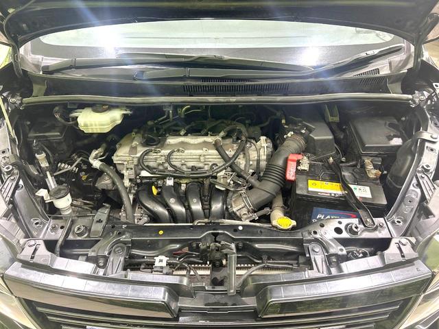ヴォクシー ZS 禁煙車 純正ナビ 両側電動スライドドア バックカメラ ETC スマートキー LEDヘッド 革巻きステアリング 純正16インチAW オートエアコン オートライト 盗難防止装置 プライバシーガラス(19枚目)