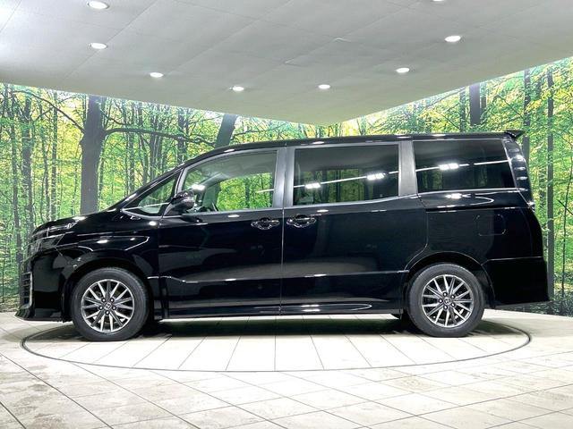 ヴォクシー ZS 禁煙車 純正ナビ 両側電動スライドドア バックカメラ ETC スマートキー LEDヘッド 革巻きステアリング 純正16インチAW オートエアコン オートライト 盗難防止装置 プライバシーガラス(36枚目)