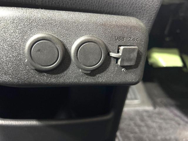 ヴォクシー ZS 禁煙車 純正ナビ 両側電動スライドドア バックカメラ ETC スマートキー LEDヘッド 革巻きステアリング 純正16インチAW オートエアコン オートライト 盗難防止装置 プライバシーガラス(49枚目)
