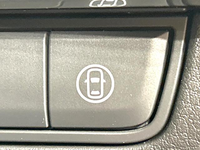 MAZDA3ファストバック 15Sツーリング 禁煙車 8.8型マツダコネクトナビ 衝突軽減装置 レーダクルーズ バックカメラ スマートキー ETC ドラレコ オートライト オートエアコン LEDヘッド 革巻きステアリング 17インチAW(35枚目)