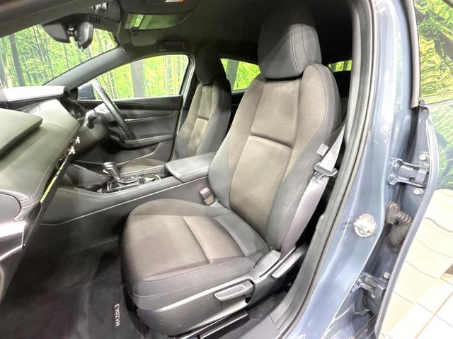 MAZDA3ファストバック 15Sツーリング 禁煙車 8.8型マツダコネクトナビ 衝突軽減装置 レーダクルーズ バックカメラ スマートキー ETC ドラレコ オートライト オートエアコン LEDヘッド 革巻きステアリング 17インチAW(55枚目)