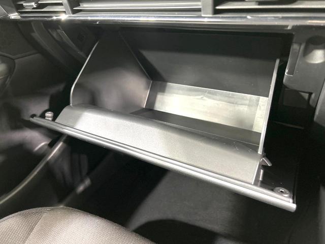 MAZDA3ファストバック 15Sツーリング 禁煙車 8.8型マツダコネクトナビ 衝突軽減装置 レーダクルーズ バックカメラ スマートキー ETC ドラレコ オートライト オートエアコン LEDヘッド 革巻きステアリング 17インチAW(61枚目)