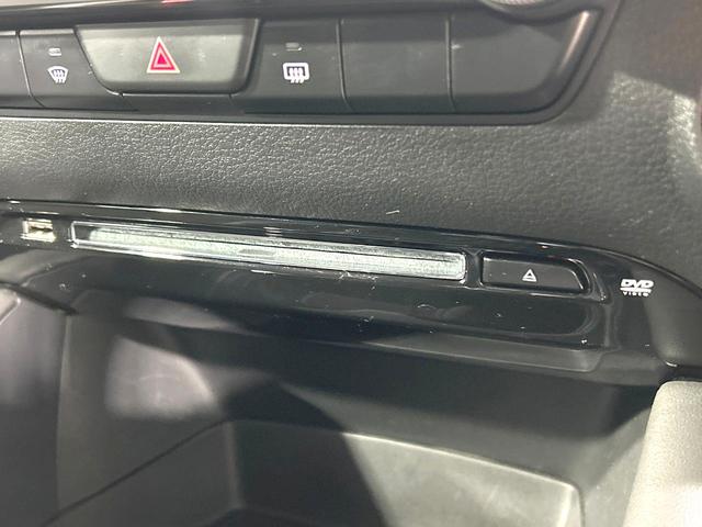 MAZDA3ファストバック 15Sツーリング 禁煙車 8.8型マツダコネクトナビ 衝突軽減装置 レーダクルーズ バックカメラ スマートキー ETC ドラレコ オートライト オートエアコン LEDヘッド 革巻きステアリング 17インチAW(67枚目)