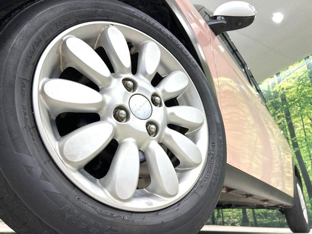 アルトラパン X 禁煙車 メーカー純正ナビ 衝突軽減装置 全周囲カメラ ETC シートヒーター オートライト オートエアコン HIDヘッド 純正14インチAW 革巻きステアリング 盗難防止装置 プライバシーガラス(13枚目)