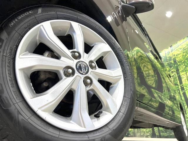 デイズ Ｘ　禁煙車　純正９型ナビ　全周囲カメラ　衝突軽減装置　スマートキー　ＥＴＣ　ドラレコ　オートライト　オートエアコン　純正１４インチＡＷ　フルセグ　盗難防止装置　プライバシーガラス　電動格納ミラー（13枚目）