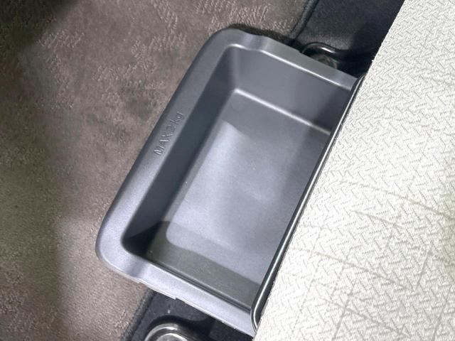 デイズ Ｘ　禁煙車　純正９型ナビ　全周囲カメラ　衝突軽減装置　スマートキー　ＥＴＣ　ドラレコ　オートライト　オートエアコン　純正１４インチＡＷ　フルセグ　盗難防止装置　プライバシーガラス　電動格納ミラー（51枚目）