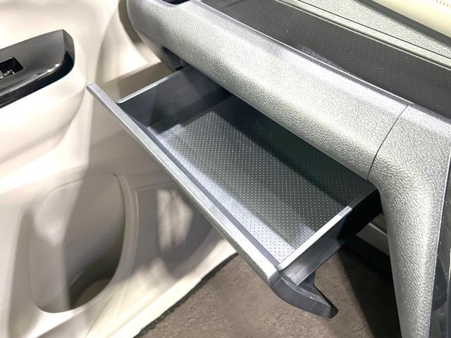 デイズ Ｘ　禁煙車　純正９型ナビ　全周囲カメラ　衝突軽減装置　スマートキー　ＥＴＣ　ドラレコ　オートライト　オートエアコン　純正１４インチＡＷ　フルセグ　盗難防止装置　プライバシーガラス　電動格納ミラー（64枚目）