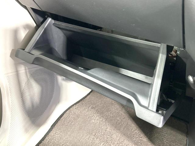 デイズ Ｘ　禁煙車　純正９型ナビ　全周囲カメラ　衝突軽減装置　スマートキー　ＥＴＣ　ドラレコ　オートライト　オートエアコン　純正１４インチＡＷ　フルセグ　盗難防止装置　プライバシーガラス　電動格納ミラー（65枚目）