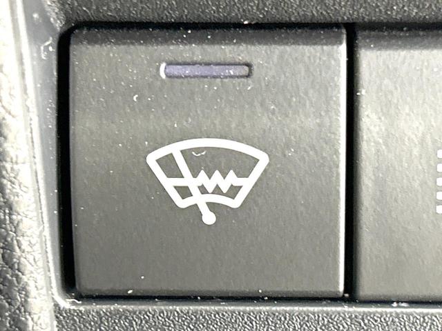 ノア Ｓ－Ｚ　４ＷＤ　禁煙車　寒冷地仕様　フリップダウン　１０．５インチディスプレイオーディオ　両側電動スライドドア　全周囲カメラ　レーダークルーズ　衝突軽減装置　パワーバックドア　シートヒーター　ＥＴＣ　ドラレコ（4枚目）