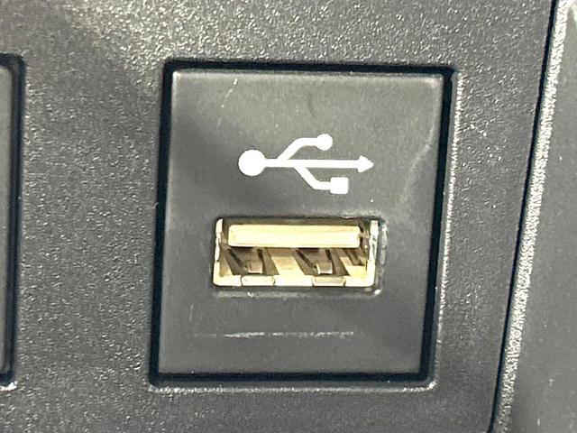 ノア Ｓ－Ｚ　４ＷＤ　禁煙車　寒冷地仕様　フリップダウン　１０．５インチディスプレイオーディオ　両側電動スライドドア　全周囲カメラ　レーダークルーズ　衝突軽減装置　パワーバックドア　シートヒーター　ＥＴＣ　ドラレコ（47枚目）