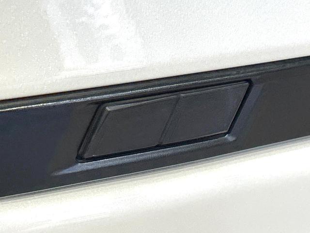 ノア Ｓ－Ｚ　４ＷＤ　禁煙車　寒冷地仕様　フリップダウン　１０．５インチディスプレイオーディオ　両側電動スライドドア　全周囲カメラ　レーダークルーズ　衝突軽減装置　パワーバックドア　シートヒーター　ＥＴＣ　ドラレコ（50枚目）