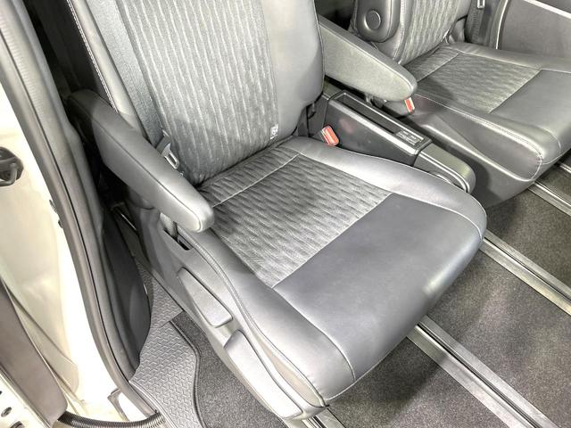 ノア Ｓ－Ｚ　４ＷＤ　禁煙車　寒冷地仕様　フリップダウン　１０．５インチディスプレイオーディオ　両側電動スライドドア　全周囲カメラ　レーダークルーズ　衝突軽減装置　パワーバックドア　シートヒーター　ＥＴＣ　ドラレコ（65枚目）