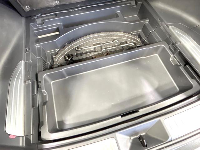 ハリアーハイブリッド Z レザーパッケージ 禁煙車 JBLサウンドシステム 純正12.3インチナビ レーダークルーズ 衝突軽減装置 全周囲カメラ シートエアコン シートヒーター パワーバックドア AC100V デジタルインナーミラー ETC(69枚目)