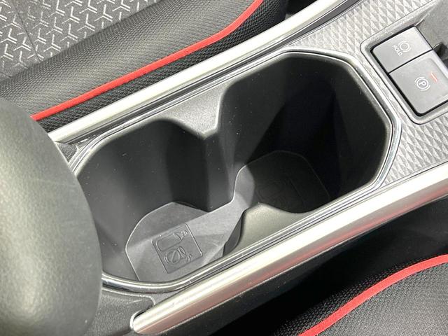 ライズ Ｚ　全周囲カメラ　衝突被害軽減システム　レーダークルーズ　禁煙車　コーナーセンサー　スマートキー　ＬＥＤヘッド　ビルトインＥＴＣ　純正１７インチアルミ　オートハイビーム　オートライト　オートエアコン（65枚目）