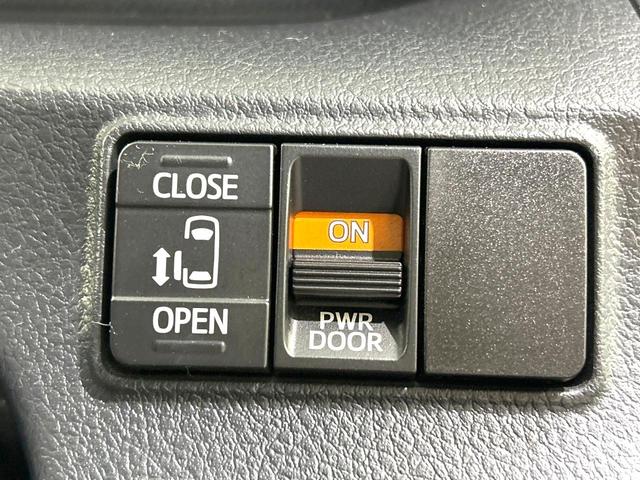 シエンタ Ｘ　禁煙車　純正ナビ　電動スライドドア　ＥＴＣ　ドラレコ　７人乗　キーレス　プライバシーガラス　アイドリングストップ　盗難防止装置　電動格納ミラー　Ｂｌｕｅｔｏｏｔｈ再生　横滑防止装置　エアコン（4枚目）