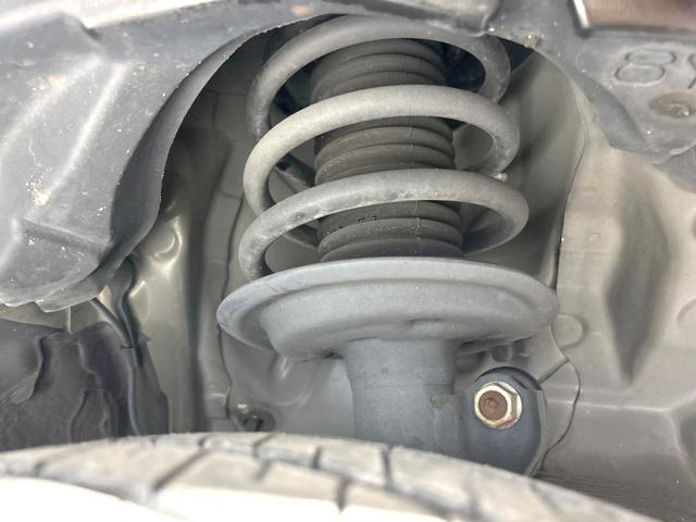 シエンタ Ｘ　禁煙車　純正ナビ　電動スライドドア　ＥＴＣ　ドラレコ　７人乗　キーレス　プライバシーガラス　アイドリングストップ　盗難防止装置　電動格納ミラー　Ｂｌｕｅｔｏｏｔｈ再生　横滑防止装置　エアコン（20枚目）