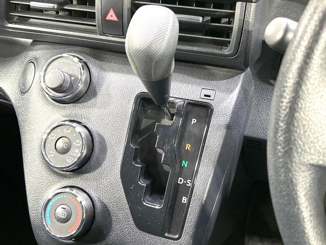 シエンタ Ｘ　禁煙車　純正ナビ　電動スライドドア　ＥＴＣ　ドラレコ　７人乗　キーレス　プライバシーガラス　アイドリングストップ　盗難防止装置　電動格納ミラー　Ｂｌｕｅｔｏｏｔｈ再生　横滑防止装置　エアコン（25枚目）