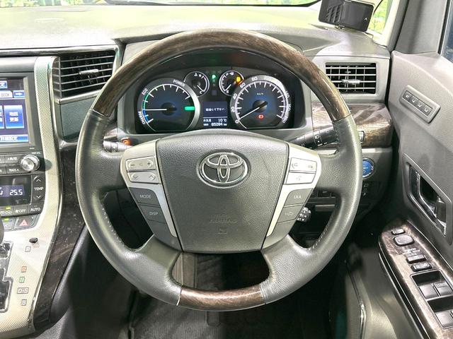 アルファードハイブリッド ＳＲ　Ｃパッケージ　４ＷＤ　禁煙車　後期型　サンルーフ　メーカーナビ　後席モニター　全周囲カメラ　両側電動スライド　レーダークルーズ　電動リアゲート　レザーシート　ドラレコ　コーナーセンサー　スマートキー　ＨＩＤヘッド（9枚目）