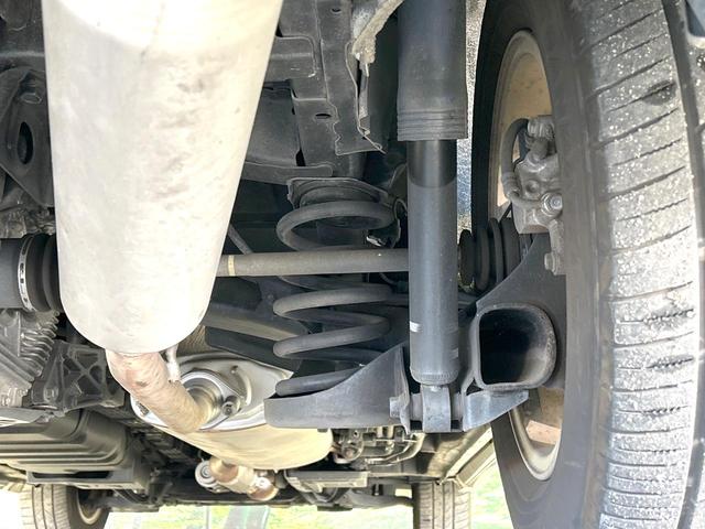 アルファードハイブリッド ＳＲ　Ｃパッケージ　４ＷＤ　禁煙車　後期型　サンルーフ　メーカーナビ　後席モニター　全周囲カメラ　両側電動スライド　レーダークルーズ　電動リアゲート　レザーシート　ドラレコ　コーナーセンサー　スマートキー　ＨＩＤヘッド（23枚目）