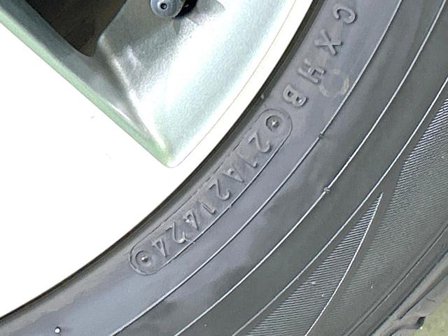 アルファードハイブリッド ＳＲ　Ｃパッケージ　４ＷＤ　禁煙車　後期型　サンルーフ　メーカーナビ　後席モニター　全周囲カメラ　両側電動スライド　レーダークルーズ　電動リアゲート　レザーシート　ドラレコ　コーナーセンサー　スマートキー　ＨＩＤヘッド（62枚目）