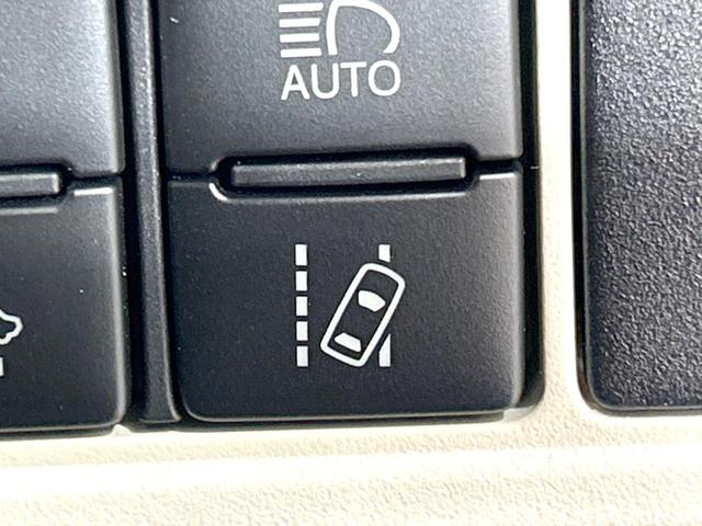 ノア ハイブリッドSi ダブルバイビー 禁煙車 後期型 12.1型後席モニター 純正9型ナビ 両側電動スライドドア バックカメラ 衝突被害軽減システム ハーフレザーシート スマートキー LEDヘッド ETC クルコン 純正16インチアルミ(33枚目)