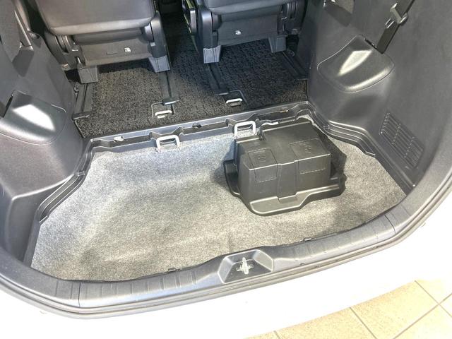 ノア ハイブリッドSi ダブルバイビー 禁煙車 後期型 12.1型後席モニター 純正9型ナビ 両側電動スライドドア バックカメラ 衝突被害軽減システム ハーフレザーシート スマートキー LEDヘッド ETC クルコン 純正16インチアルミ(47枚目)