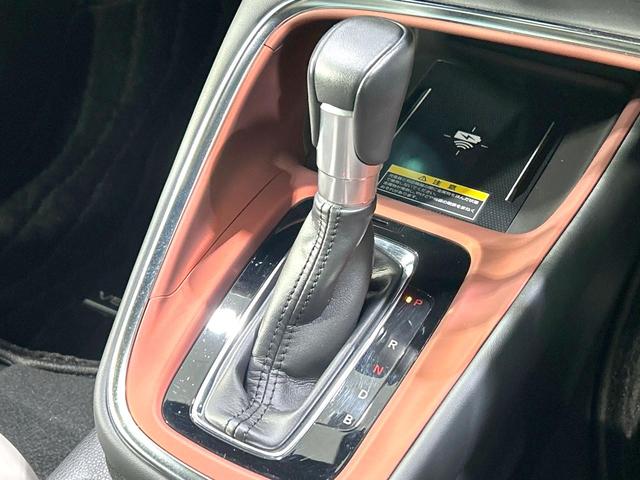 ヴェゼル ｅ：ＨＥＶ　ＰＬａＹ　パノラマルーフ　純正９型ナビ　全周囲カメラ　寒冷地仕様　ホンダセンシング　禁煙車　電動リアゲート　ハーフレザーシート　ドラレコ　スマートキー　コーナーセンサー　ＬＥＤヘッド　ＥＴＣ　純正１８インチＡＷ（24枚目）
