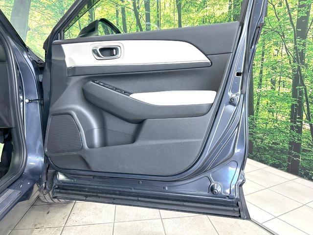 ヴェゼル ｅ：ＨＥＶ　ＰＬａＹ　パノラマルーフ　純正９型ナビ　全周囲カメラ　寒冷地仕様　ホンダセンシング　禁煙車　電動リアゲート　ハーフレザーシート　ドラレコ　スマートキー　コーナーセンサー　ＬＥＤヘッド　ＥＴＣ　純正１８インチＡＷ（45枚目）