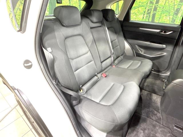 ＣＸ－５ ２０Ｓ　プロアクティブ　禁煙車　マツダコネクトナビ　衝突軽減装置　レーダクルーズ　バックカメラ　ドラレコ　ＥＴＣ　シートヒーター　スマートキー　パワーシート　クリアランスソナー　オートライト　ＬＥＤヘッド　純正１７インチＡＷ（9枚目）