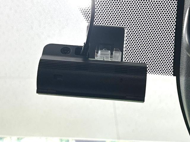 ヤリスクロス Z ナビ付8型ディスプレイオーディオ バックカメラ トヨタセーフティセンス レーダークルーズ 禁煙車 ハーフレザーシート パワーシート シートヒーター ドラレコ コーナーセンサー LEDヘッド ETC(7枚目)