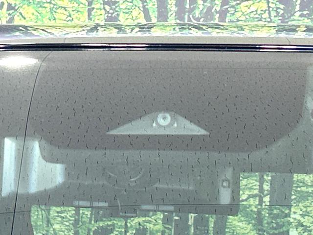 オーラ ニスモ　フルエアロ　全周囲カメラ　衝突被害軽減システム　プロパイロット　禁煙車　ハーフレザーシート　シートヒーター　ドラレコ　コーナーセンサー　スマートキー　ＬＥＤヘッド　ＥＴＣ２．０　純正１７インチアルミ（5枚目）