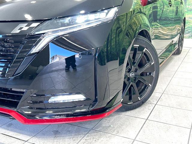 オーラ ニスモ　フルエアロ　全周囲カメラ　衝突被害軽減システム　プロパイロット　禁煙車　ハーフレザーシート　シートヒーター　ドラレコ　コーナーセンサー　スマートキー　ＬＥＤヘッド　ＥＴＣ２．０　純正１７インチアルミ（12枚目）